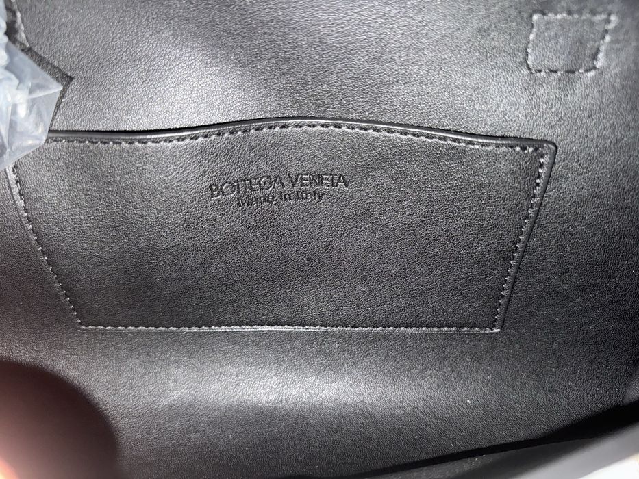 Geantă Bottega Vaneta bordeaux