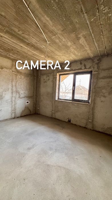 Casa nouă cu etaj de vânzare/ Vilă spațioasa/ Centrul localității