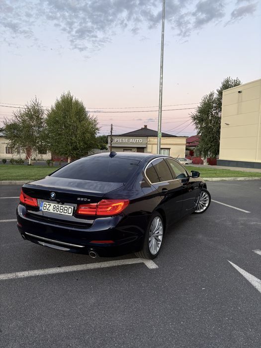 Bmw Seria 5 G30 530e iPerformance / B&W / Distronic / Gesture /Camere