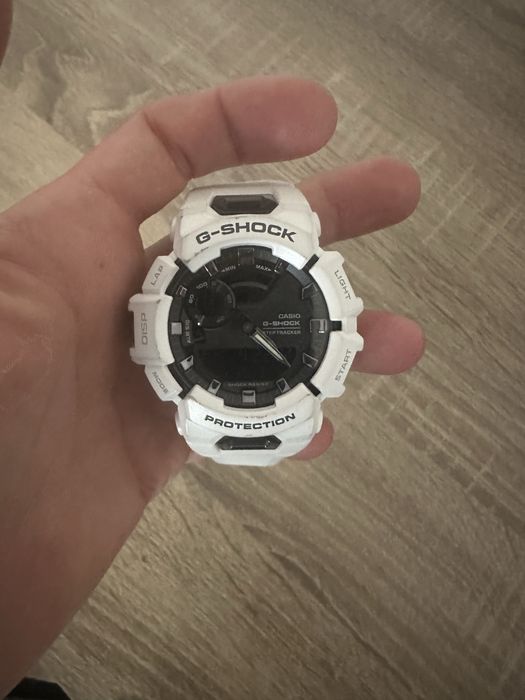 Проавам часовник G shock gba900