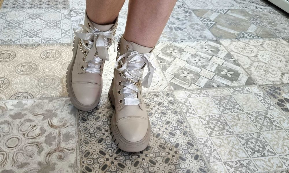 Ръчно изработени боти МАРТИНИ, 37 номер