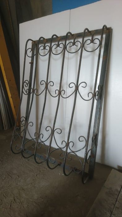 Решётка на окна 2шт. остатки