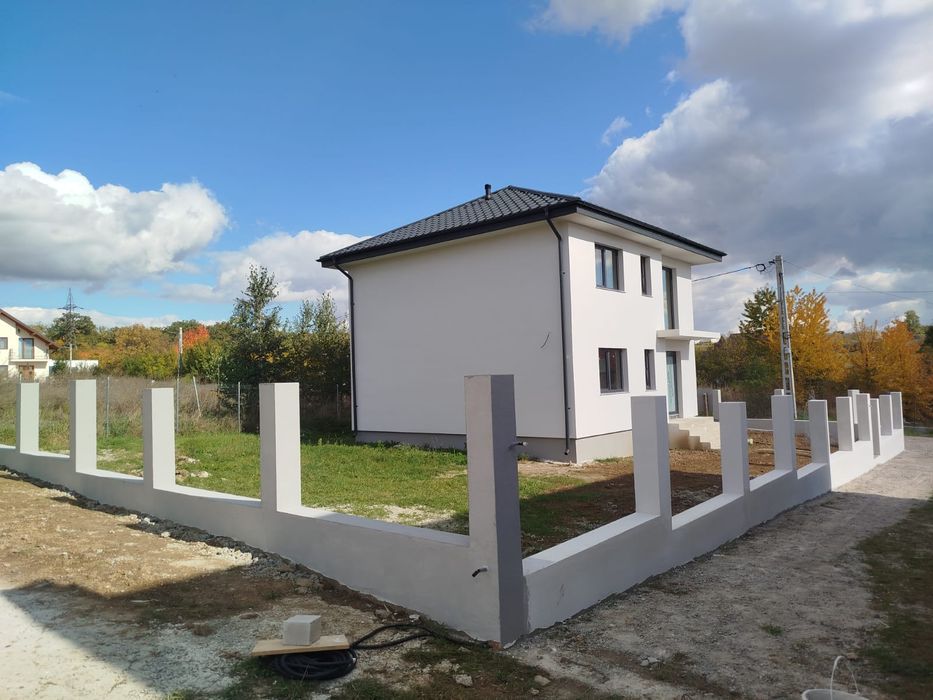Vând CASĂ MODERNĂ individuală cu etaj complet în Burdujeni