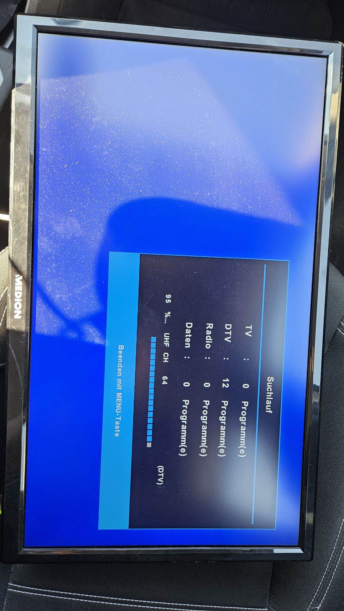 Tv medion 21,5 inch 12v