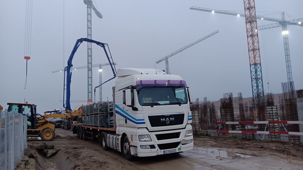 Ansamblu Man si semiremorca