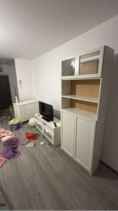 Etajera ikea in stare foarte buna