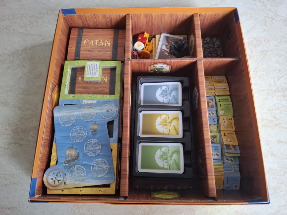 CATAN - Orase si cavaleri