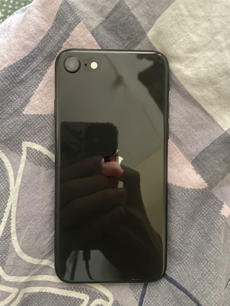 iPhone SE 2020 srochna sotiladi