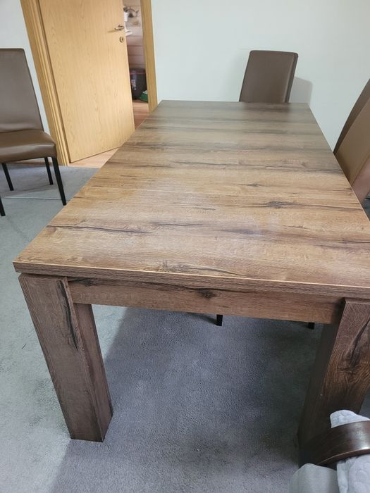 Masa extensibila pentru bucătărie sau sufragerie,pentru 8 persoane!