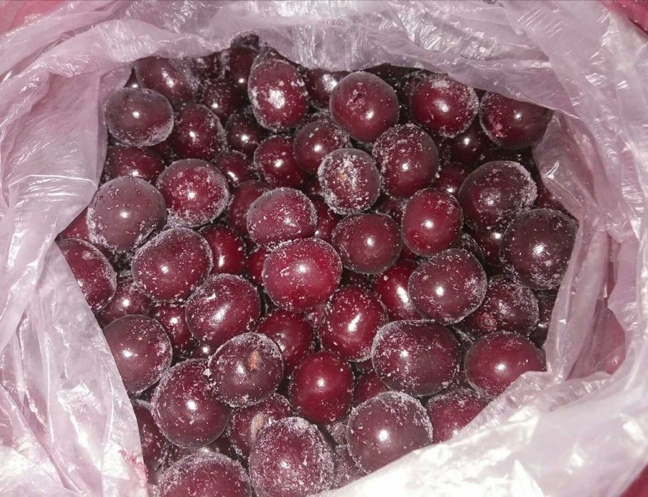 Вишня свежемороженная