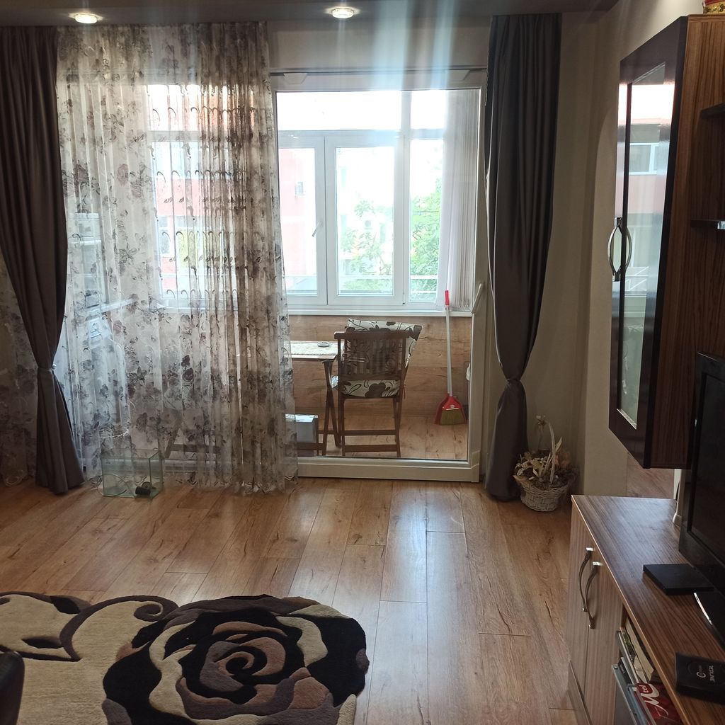 Продава се Четиристаен апартамент в Казанлък - 110 кв.м за 1345 €/кв.м - Снимка #7