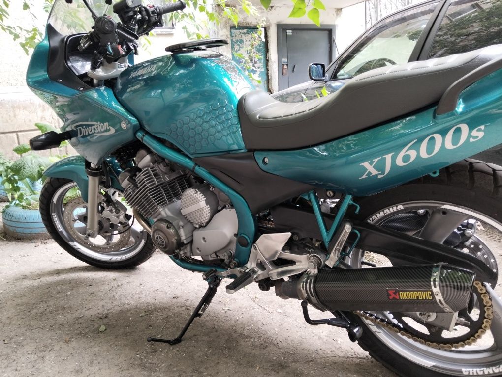 Ямаха Диверсия xj600s