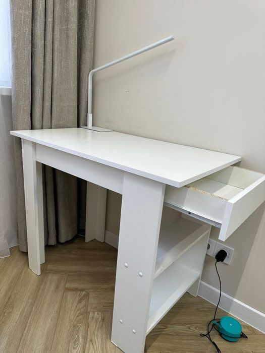 Продам стол, письменный игровой