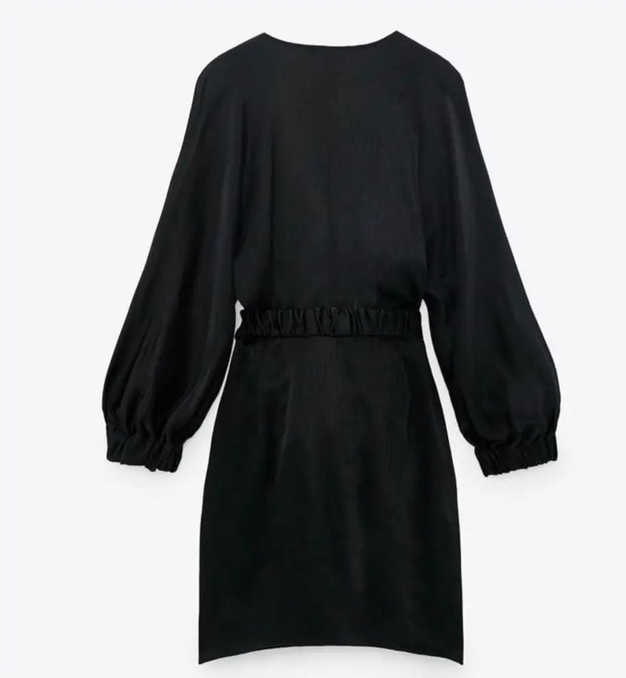 Платье Zara — стильное, элегантное с запахом