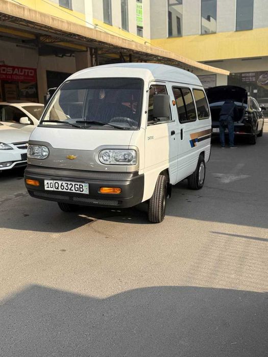 Damas sotiladi yoki kreditgayam qiberamiz