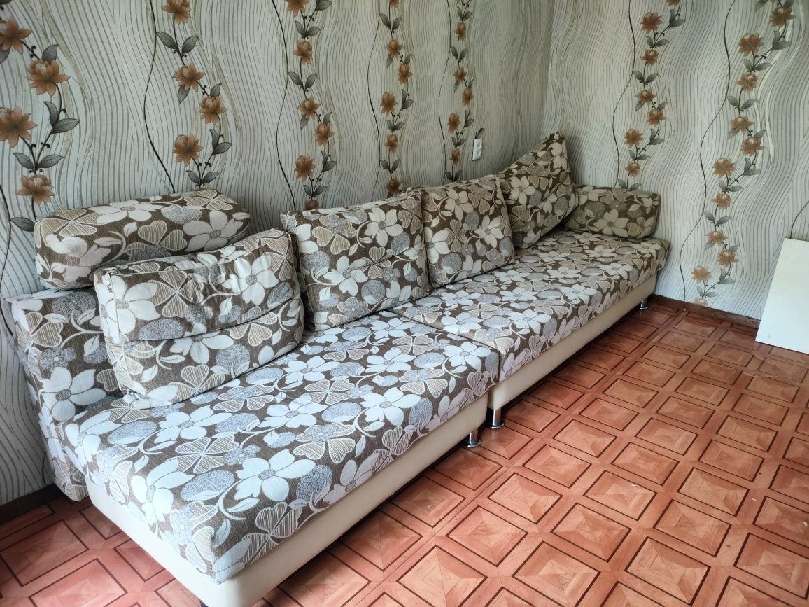Продам диван с креслом цена 70000