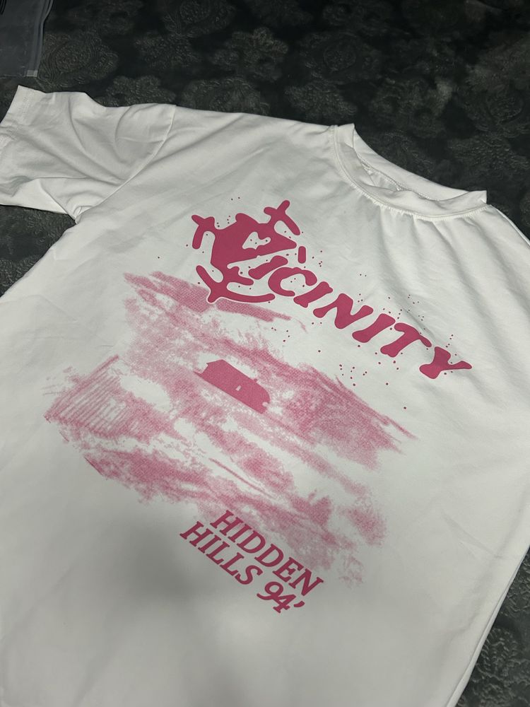 Vicinity тениска