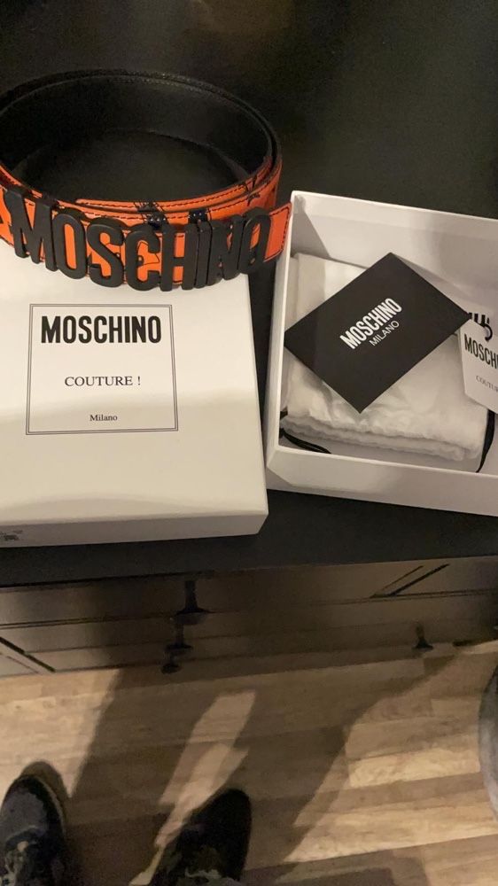 Curea Moschino