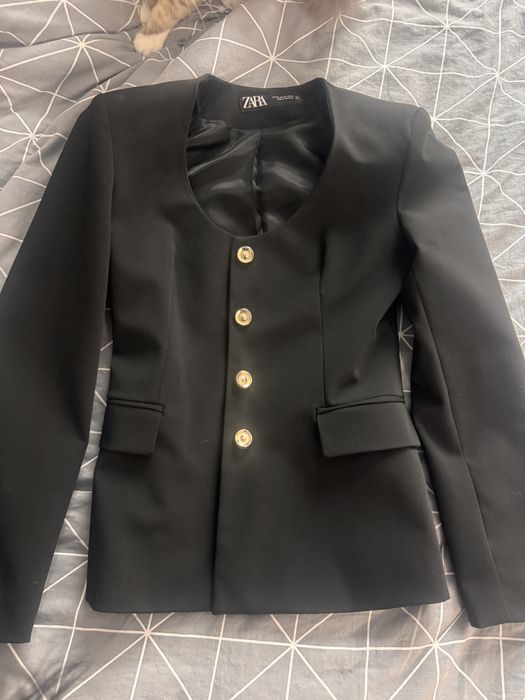 Елегантно сако Zara