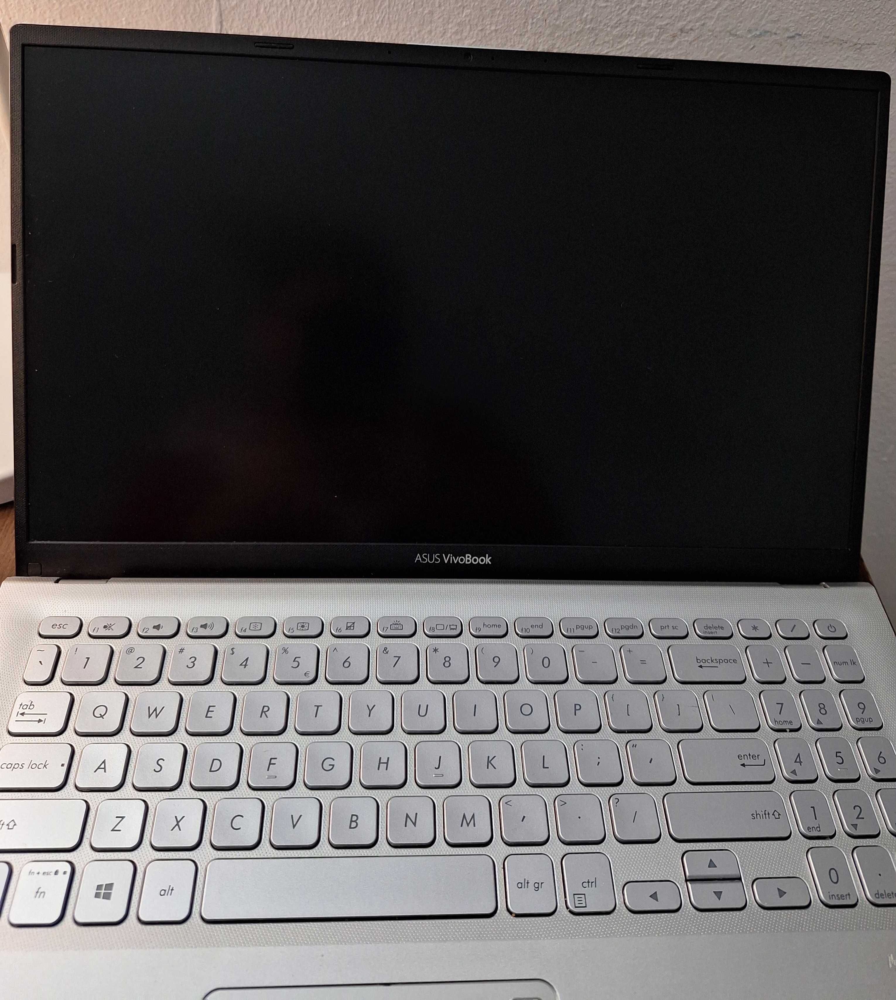 Vând Laptop ASUS