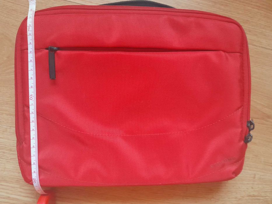 Чанта на лаптоп Tucano