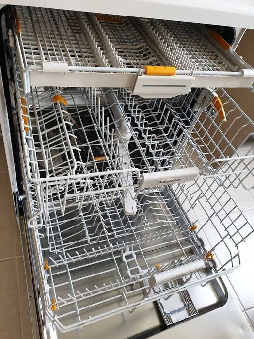 Auto Open - Съдомиялна Miele - 14 Комплекта - Свободностояща - 60см