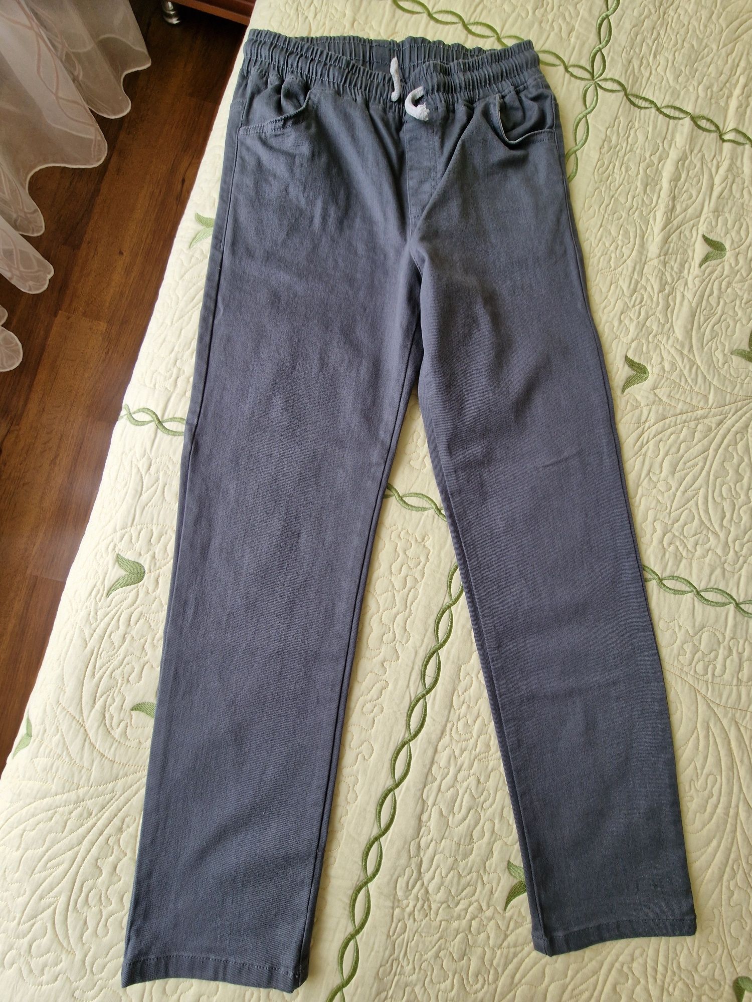 Легкие брюки на мальчика 10-11 лет LC Waikiki