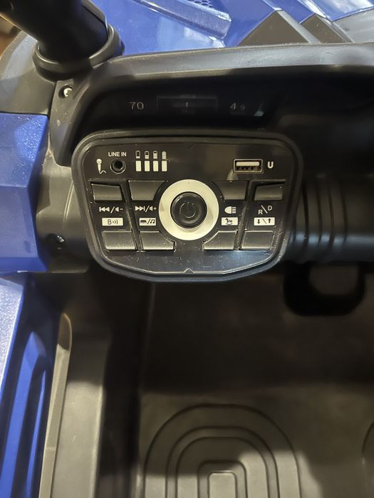 Продается электро машинка