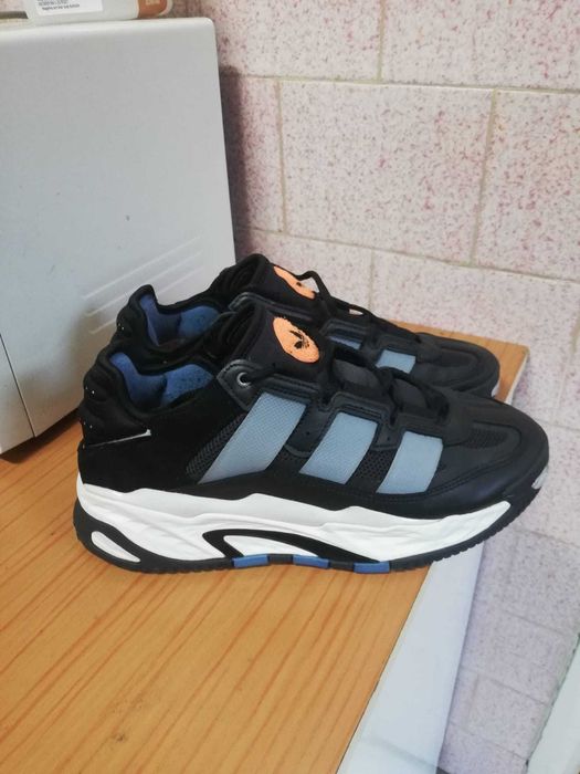 Adidasi Adidas Niteball