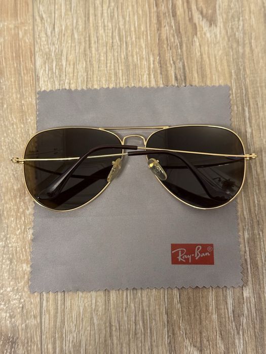 Ochelari Ray-Ban - model aviator, originali, ca noi.