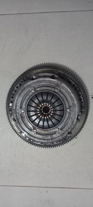 Chit volanta + disc de ambreaj pt wv Polo 1,2 benzina