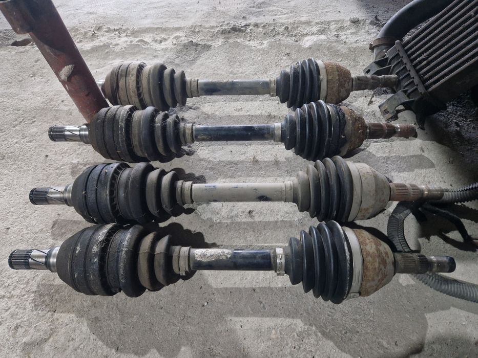 Planetara stanga opel astra h / motor 1.7 cdti