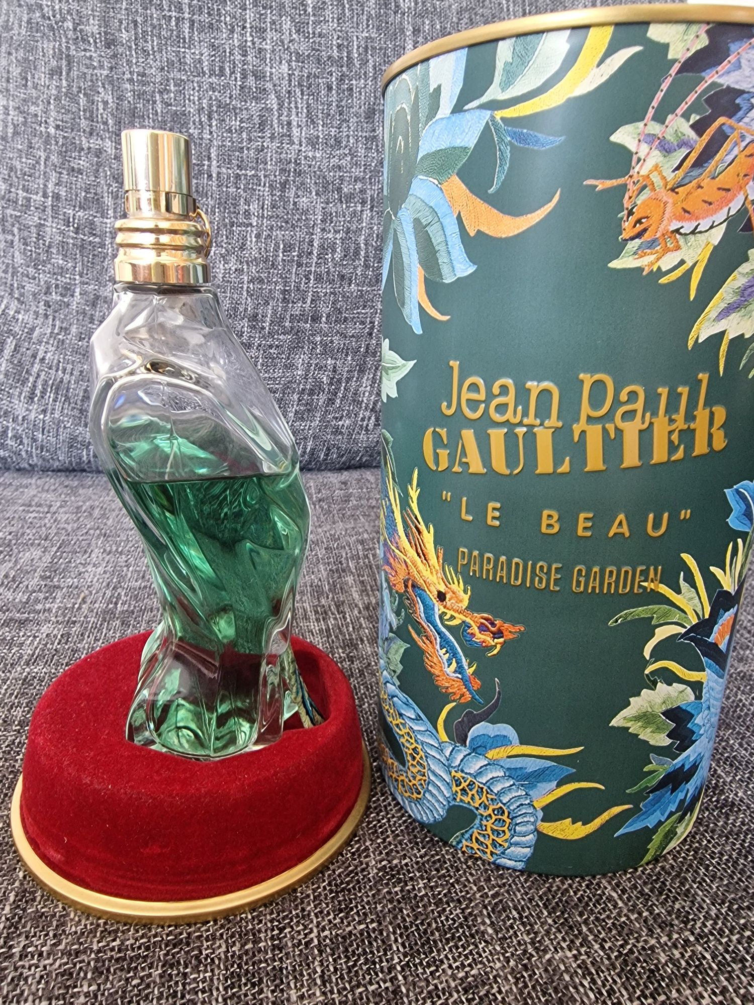 JPG - "Le Beau" Paradise Garden