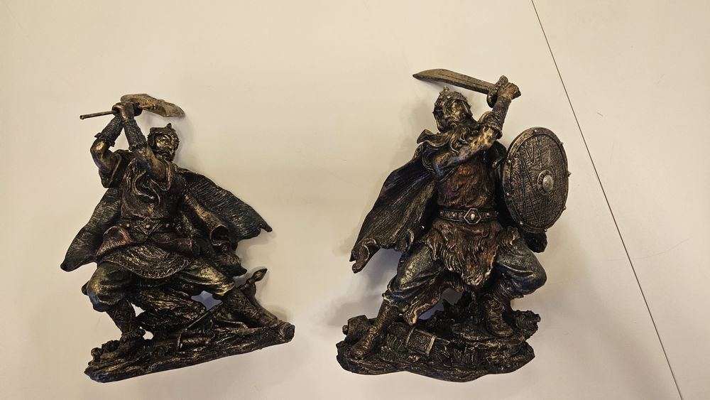 Set luptători vikingi. Piese noi.