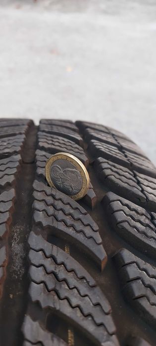 Железни джанти 15" с нови зимни гуми за Мазда 5 2010г