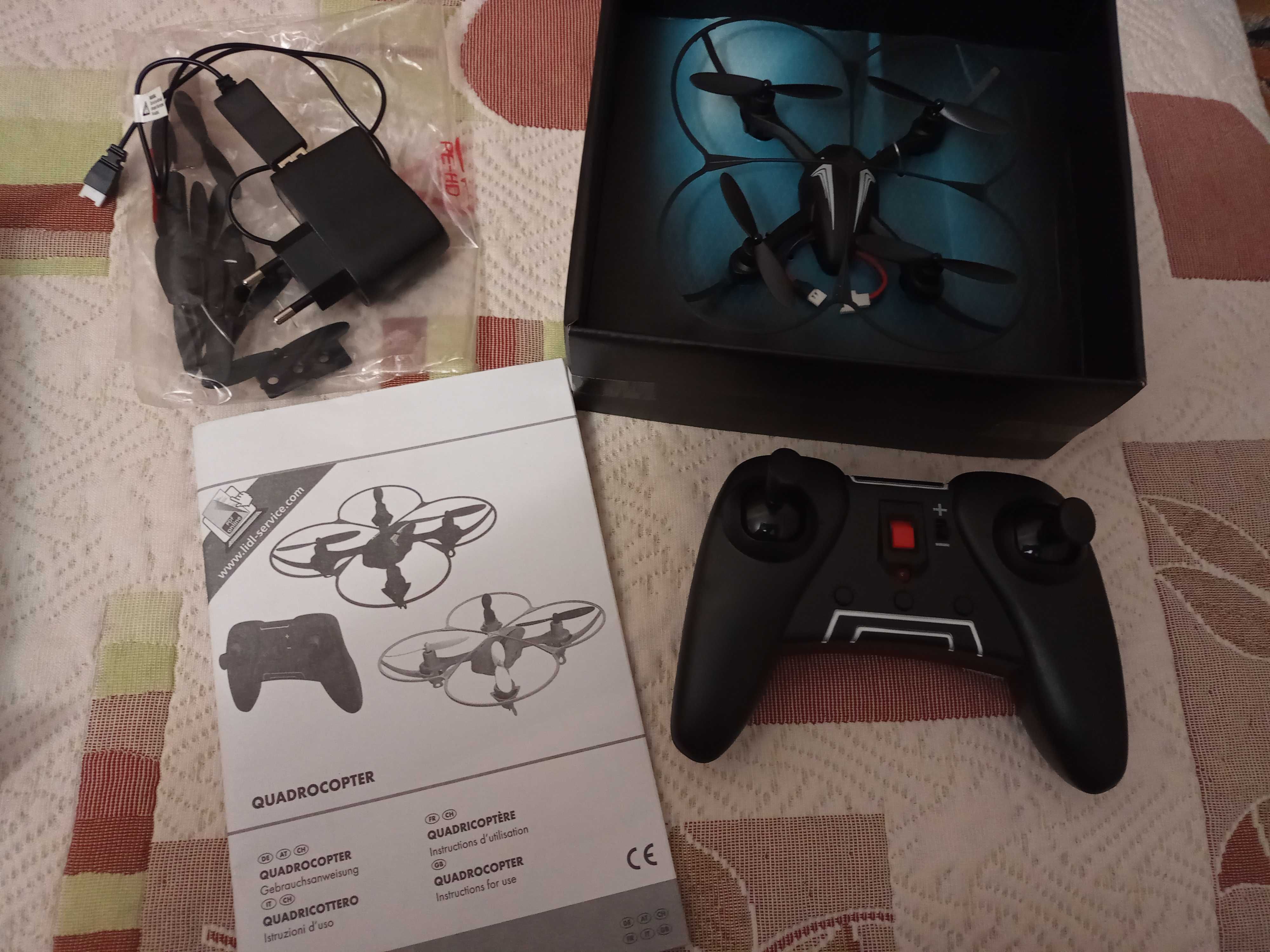 Дрон  Quadcopter