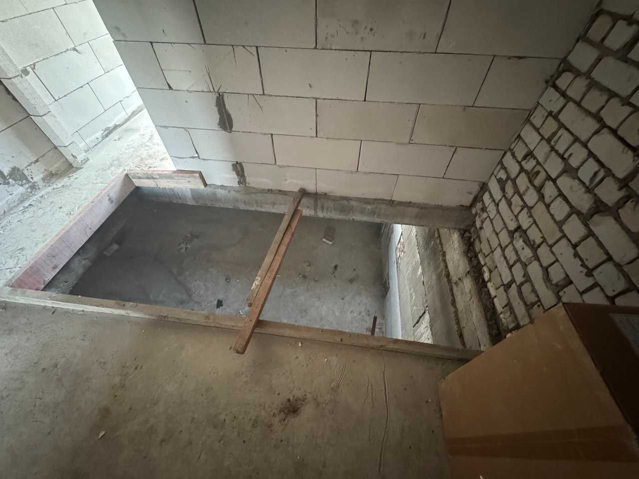 Продается 2 уровн. кв. Р-н Старый аэропорт