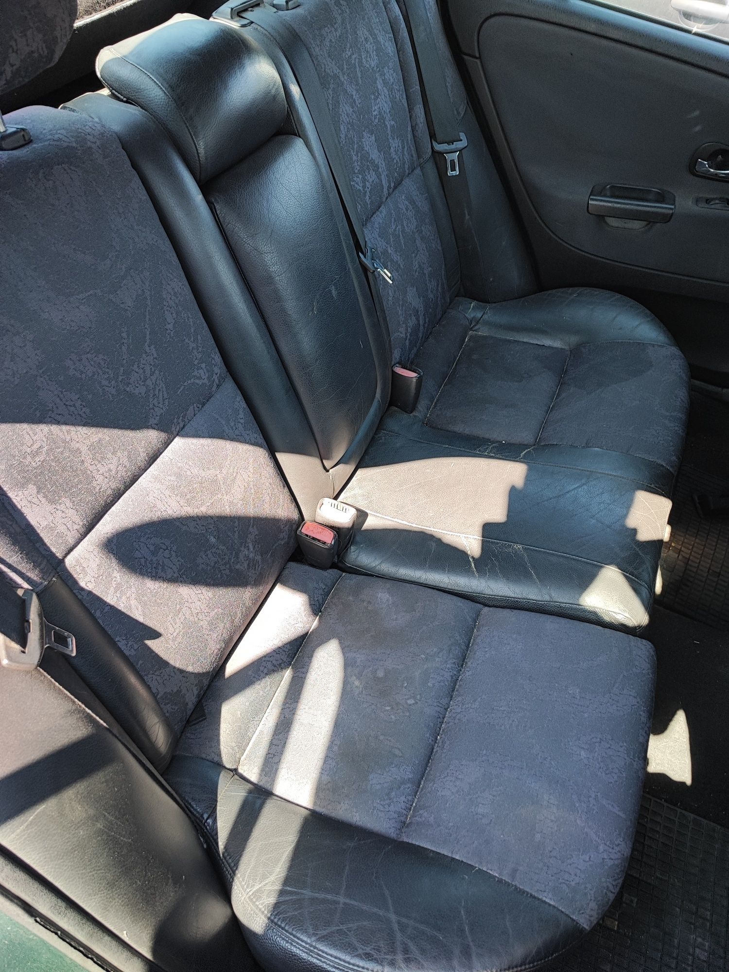 Mitsubishi Charisma 1.9 НА ЧАСТИ