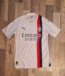 Tricou AcMilan Theo Hernandez!