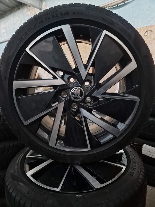 Оригинални джанти  Skoda Octavia IV NX 18 цола антрацит