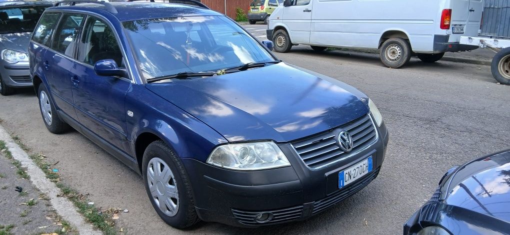 Vând vw pasat 1,9 tdi
