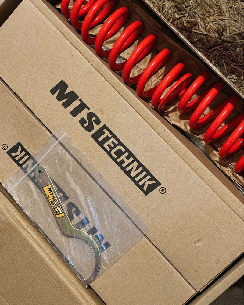 Suspensie sport reglabila BMW E90/91/92 NOUA xdrive
