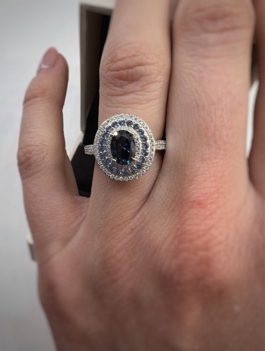 Inel cu moissanit albastru 1,6 CT