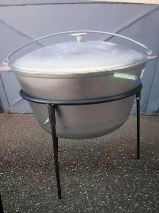 Vand Ceaun de aluminiu nou 25 litri