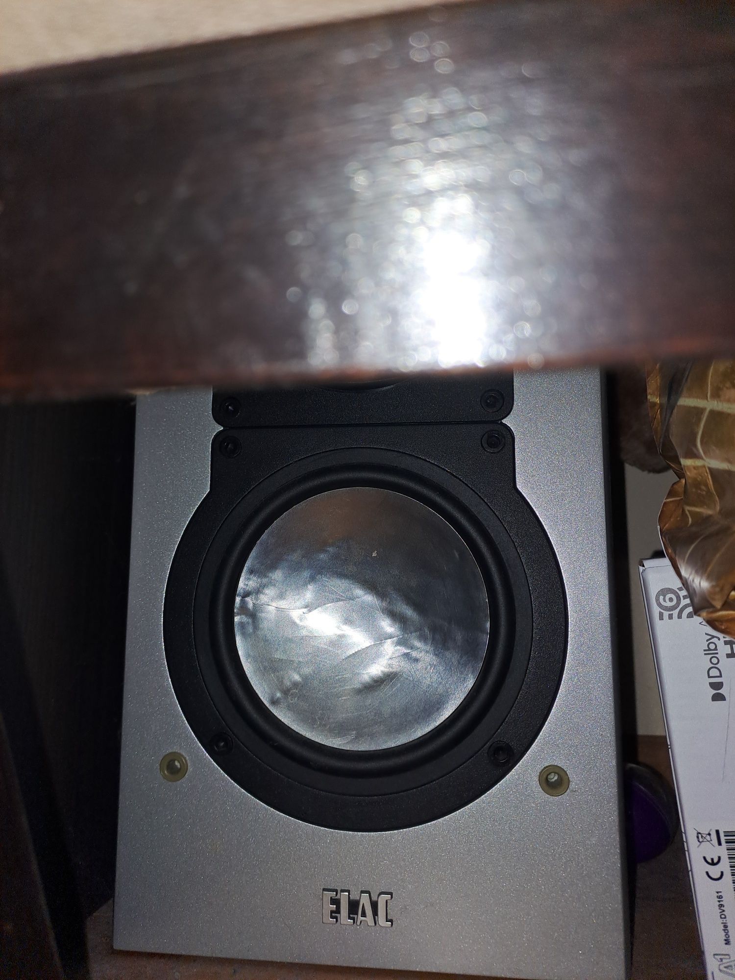 Тонколони ELAC. BS103.2