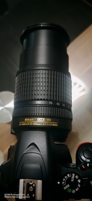 Nikon d3500 18:140mm