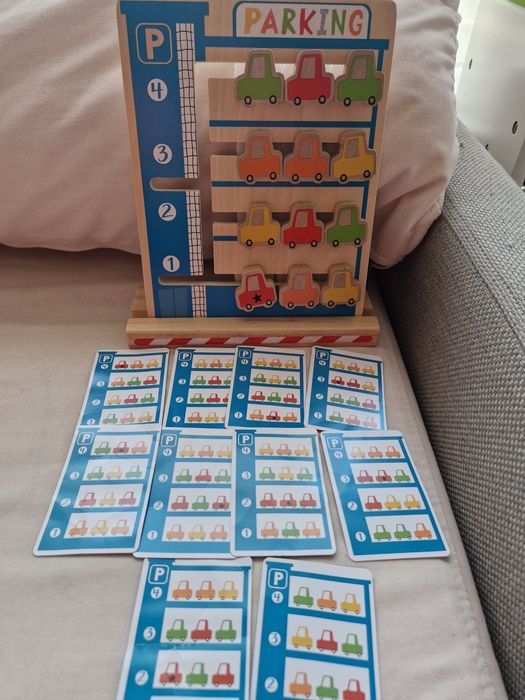 Детски играчки - дървен паркинг за коли и мозайка за подреждане