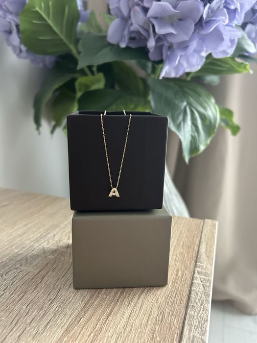 Lantisor aur galben Teilor