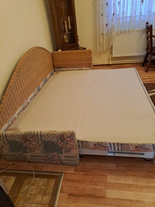 Canapea extensibila, în stare ffff buna