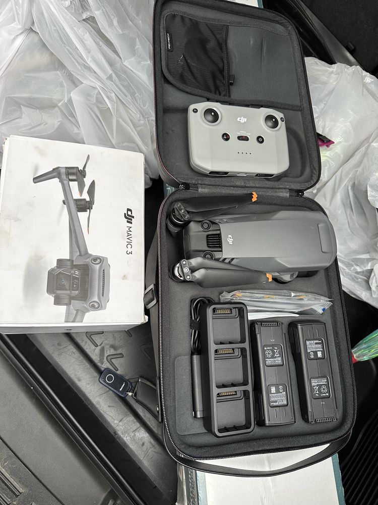 Квадрокоптер DJI Mavic 3 CN